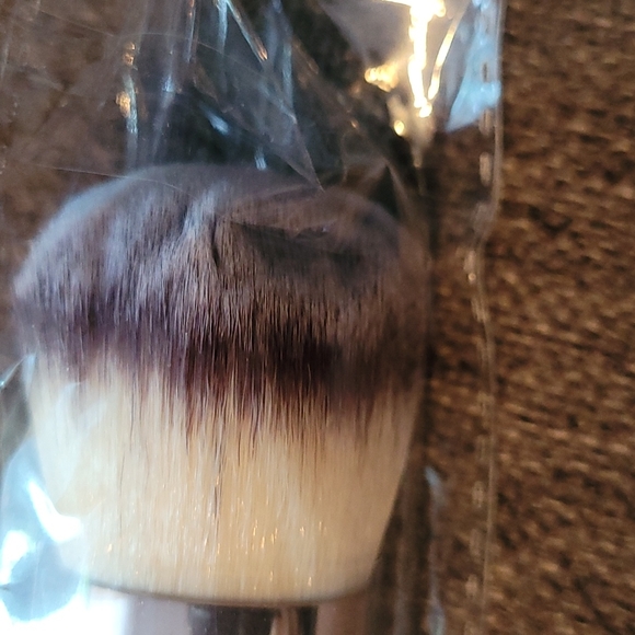 Doll 10 no 6 makeup brush - Picture 3 of 4